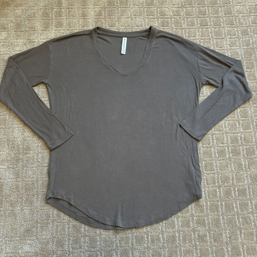 Athleta Scoop Neck Long Sleeve Ribbed Shirt Gray Women's M Casual Soft Oversized